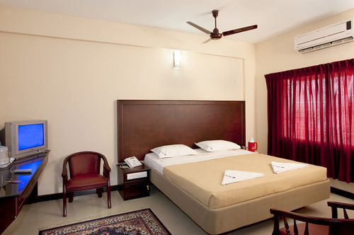 Hotel Subam Palni Exterior photo